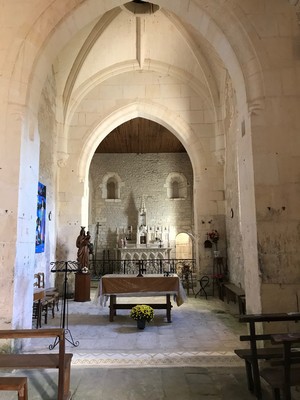 intérieur de l'église de Saint-Sever de Saintonge